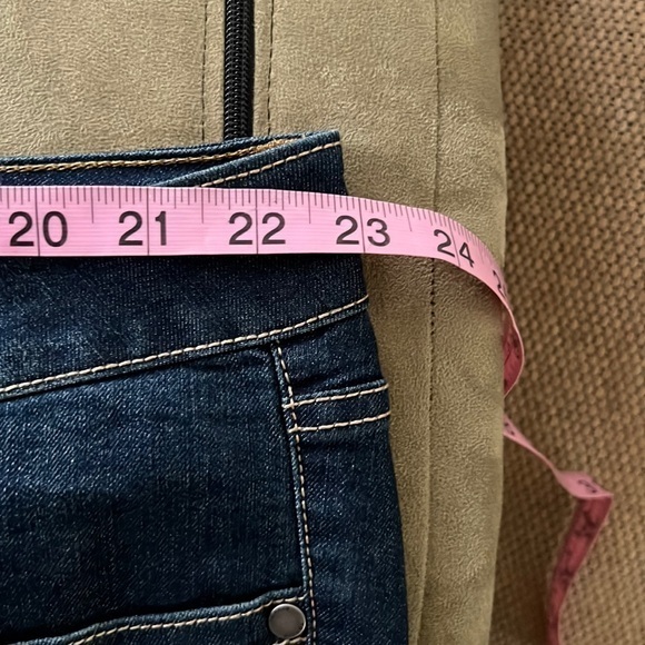 Torrid‎ denim size 24S dark blue 2 pair bundle - Picture 7 of 15